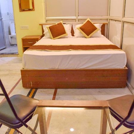 Pink City Hostel Джайпур Екстериор снимка