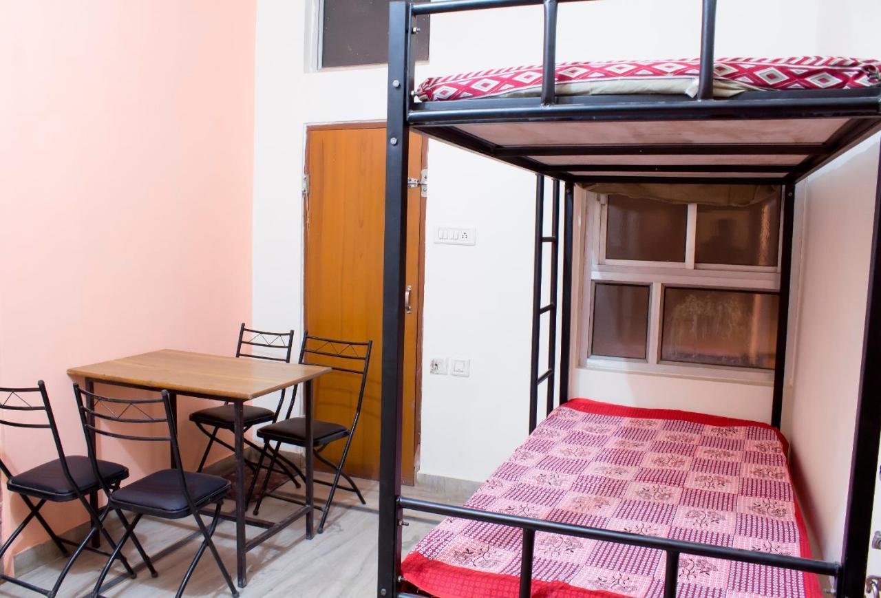 Pink City Hostel Джайпур Екстериор снимка