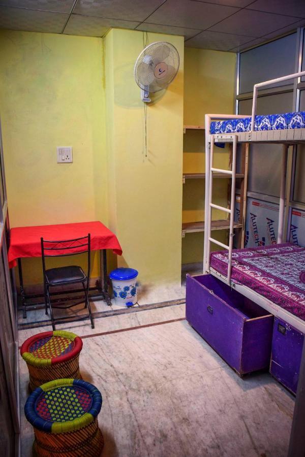 Pink City Hostel Джайпур Екстериор снимка