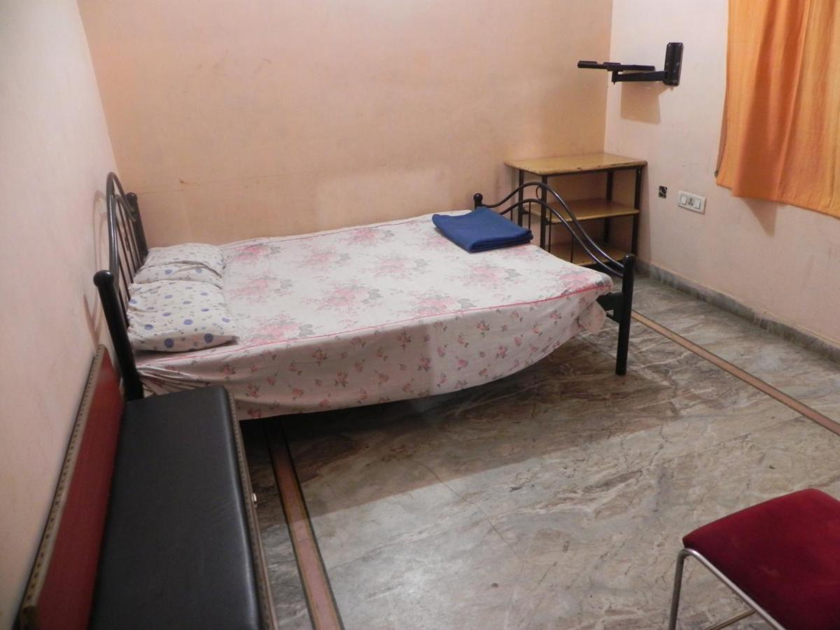Pink City Hostel Джайпур Екстериор снимка