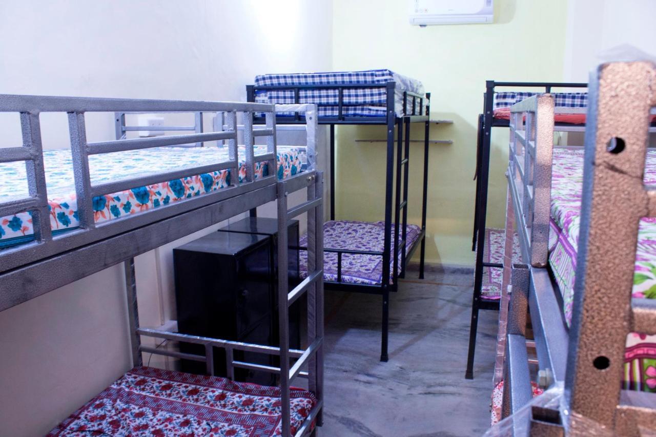 Pink City Hostel Джайпур Екстериор снимка