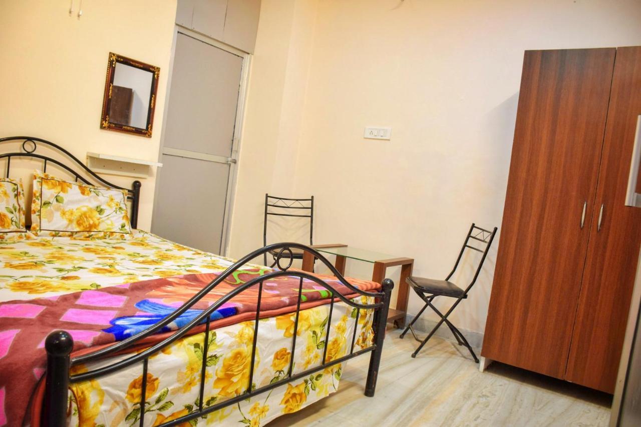 Pink City Hostel Джайпур Екстериор снимка